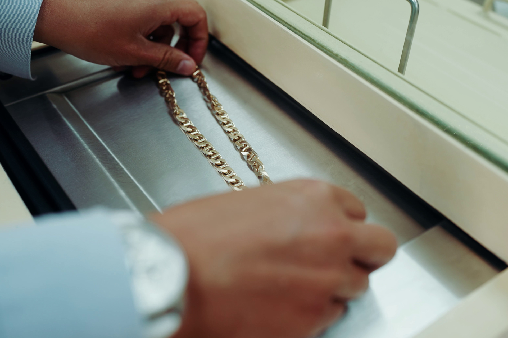 BSG Amanet &amp; Exchange - Servicii avantajoase și sigure pentru amanetarea aurului și electronicelor 