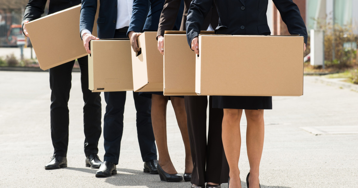 Bugetarii „tremură”: Concedieri anunțate în instituții - Acest surplus de personal să fie absorbit de mediul privat