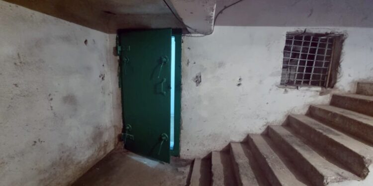 Raport alarmant: Doar 3% dintre români ar avea loc în adăposturi civile funcționale