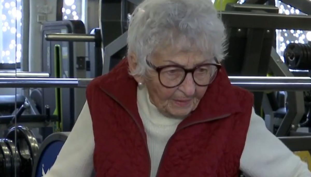 Bunicuța care „rupe” sala la 91 de ani: M-am plictisit acasă