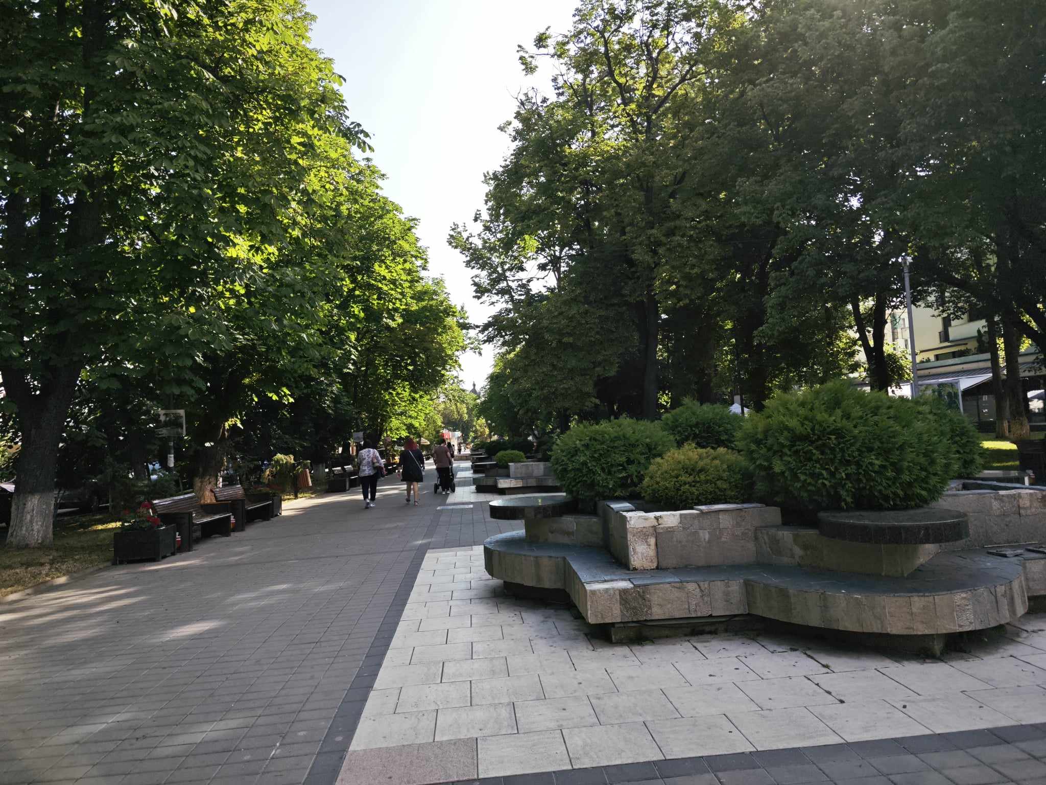 Început de toamnă cum rar a fost: PROGNOZA meteo pe o lună