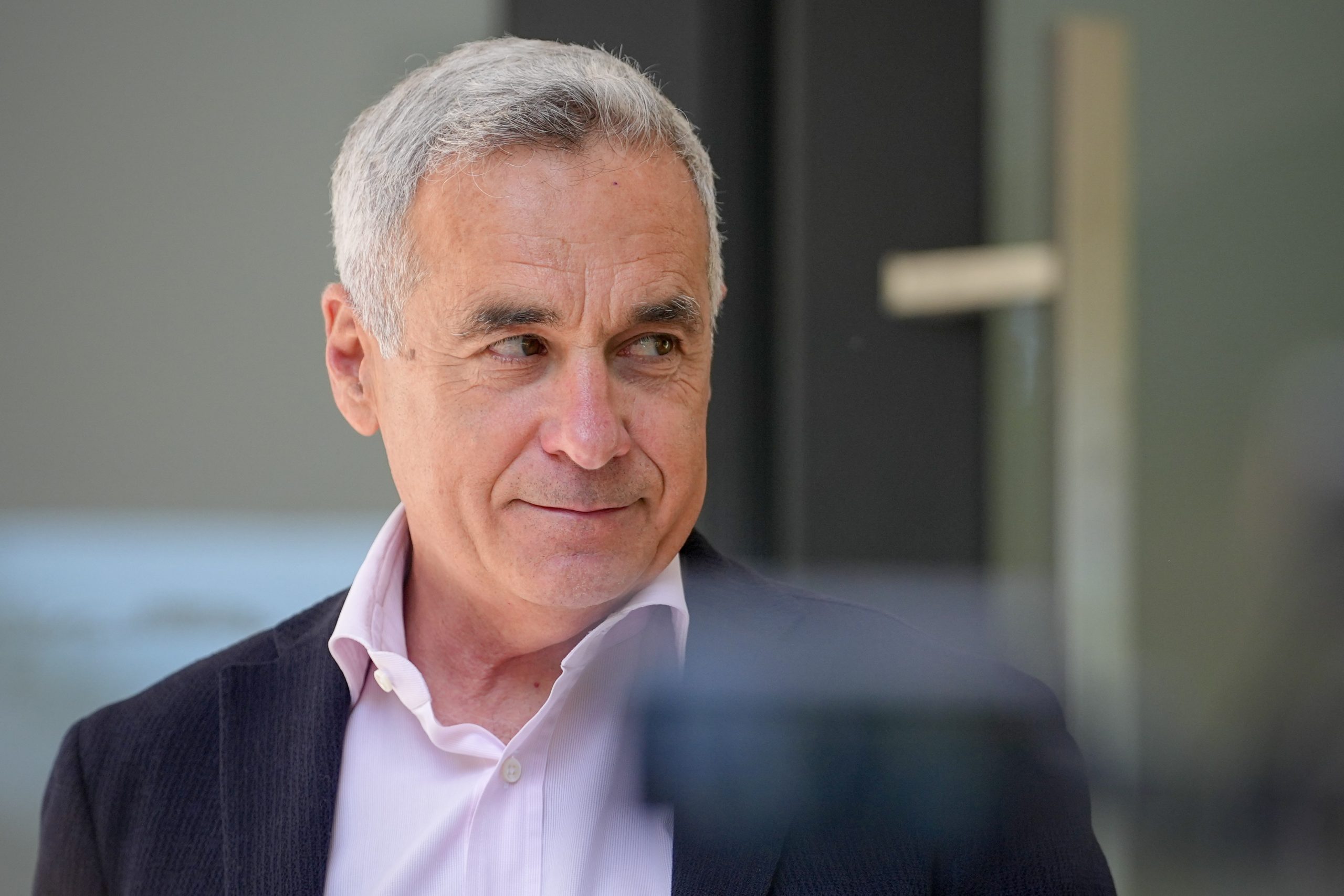 DNA: Tentativă de scoatere din țară a lui Călin Georgescu printr-o angajare fictivă la Viena