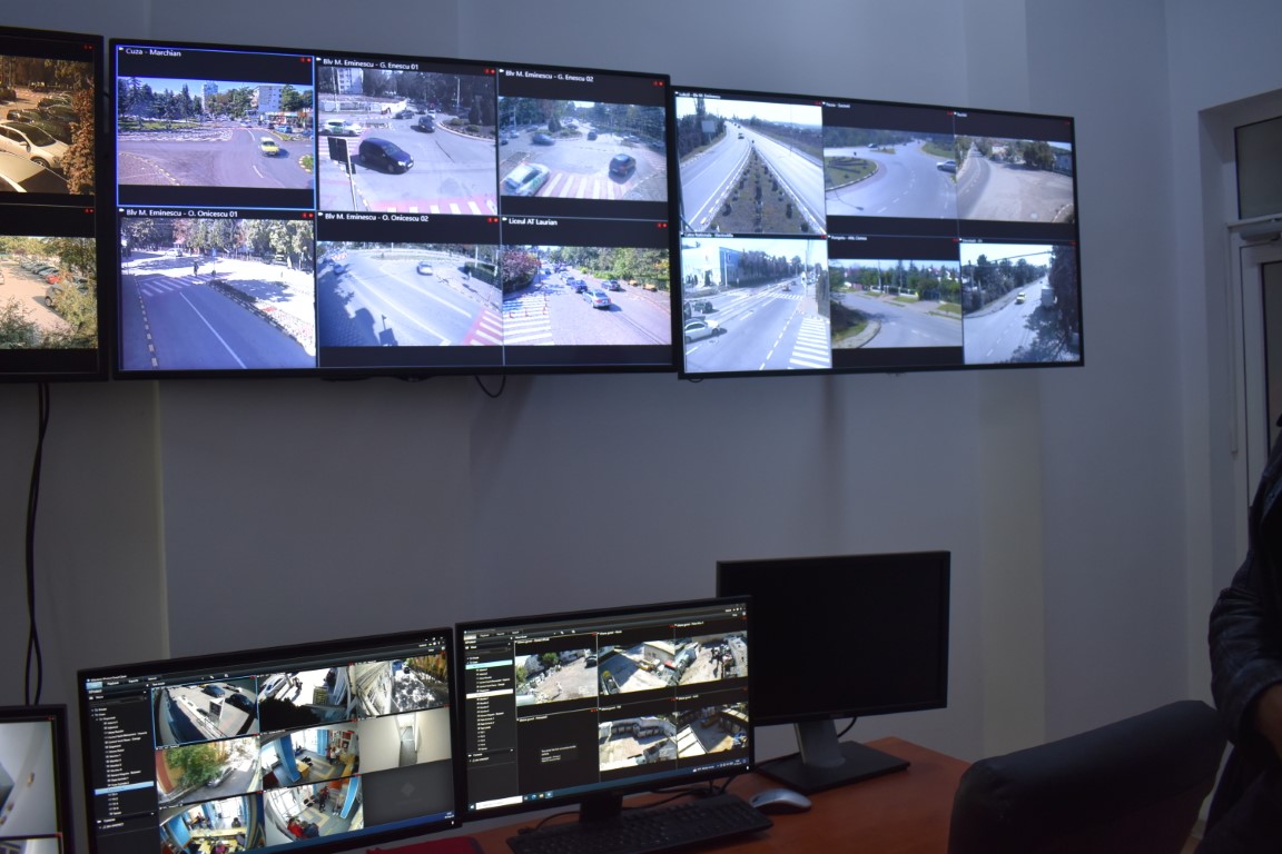 Prefectul face apel către botoșăneni să sune la 112 și cere suplimentarea camerelor video în oraș 