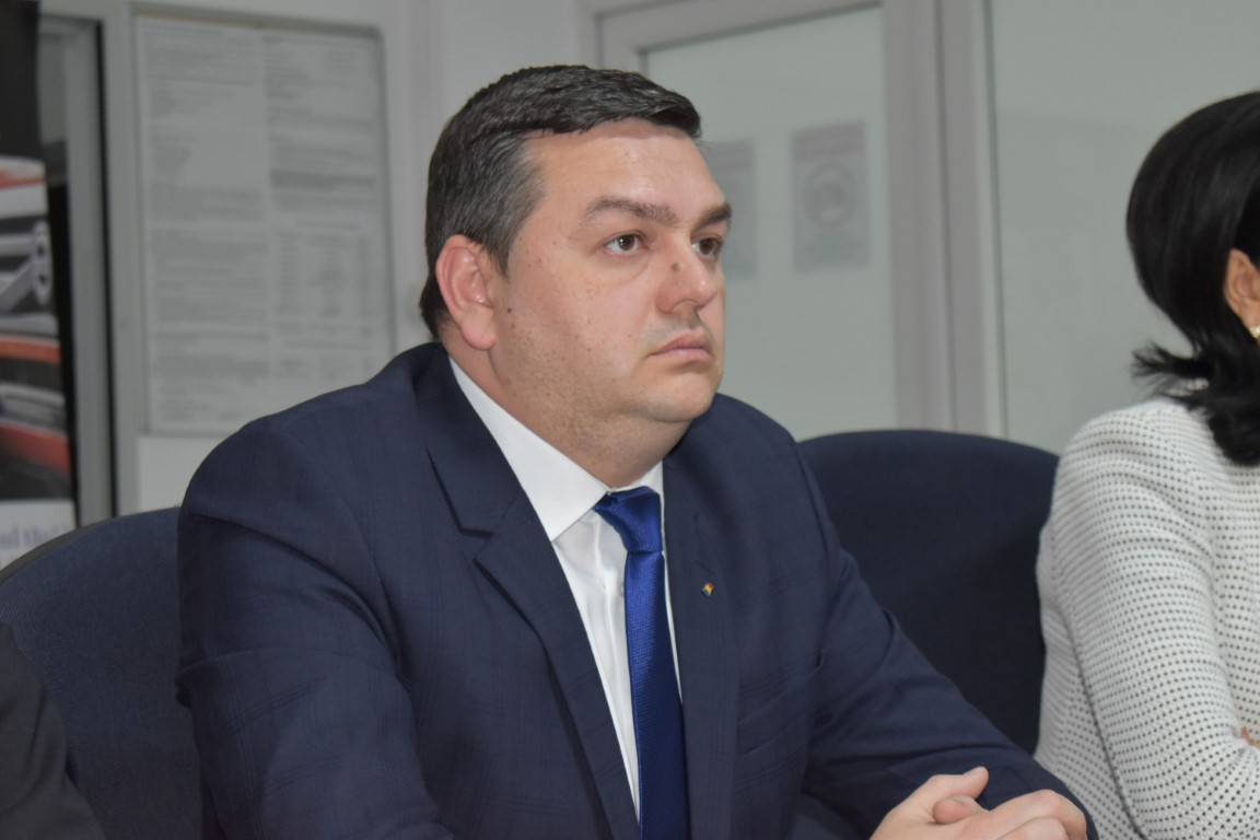 Prefectul Cornilă și sutele de detectoare ajunse la Botoșani: Am convingerea că această campanie va salva vieți - VIDEO