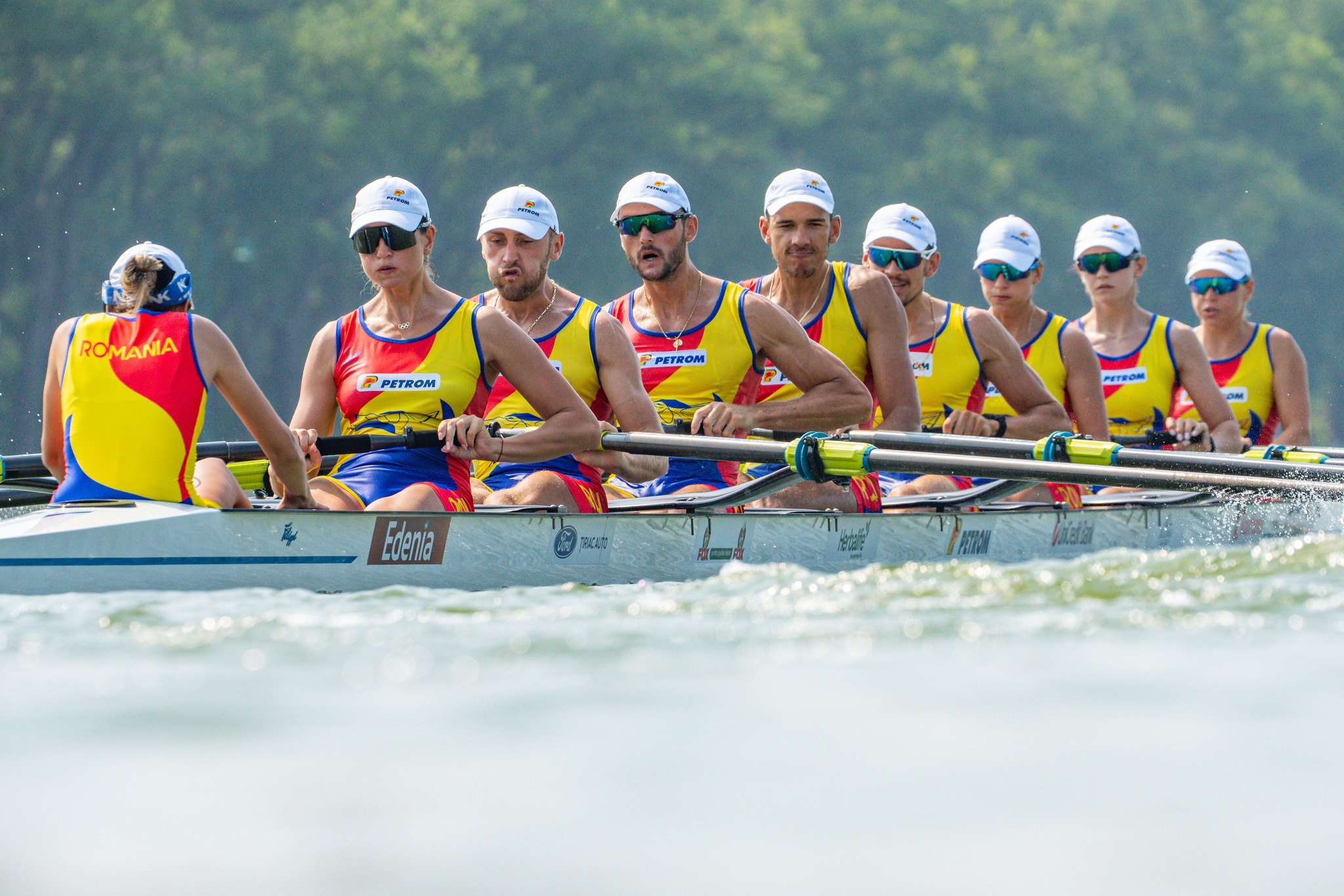 România, aur istoric la Campionatul Mondial de Canotaj cu echipajul de 8+1 mixt