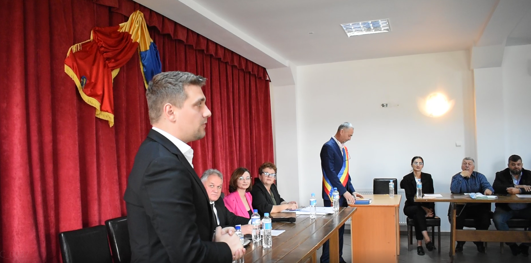 Mititelu a mers la Răchiți cu VESTEA finalului de an, în comună se ridică un bloc nou – VIDEO 