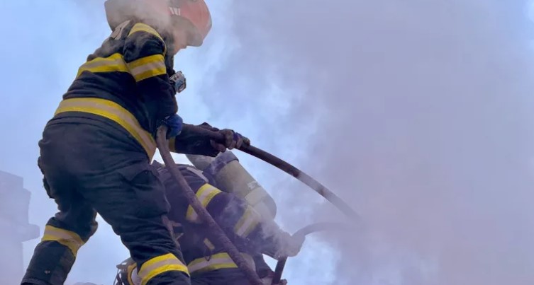 Un botoșănean la un pas să rămână fără casă din cauza unui coș de fum