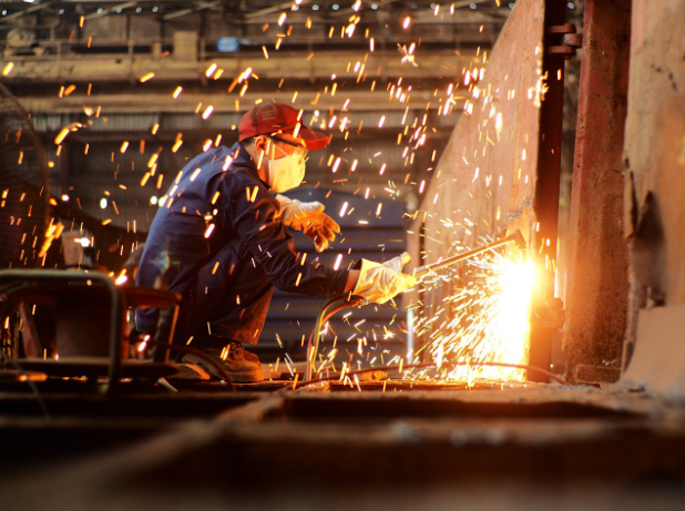 Tehnici avansate de sudură: ce poți realiza cu aparatele profesionale