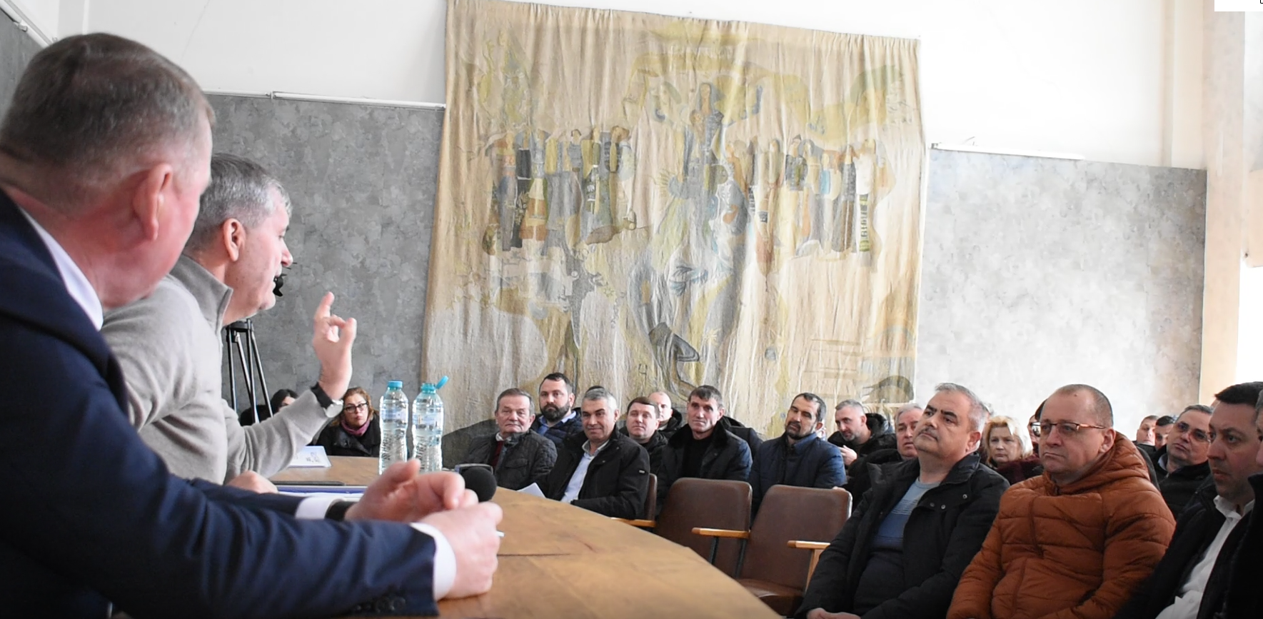 Luptă între Valeriu Iftime și primari, la început de an:  Mie nu-mi trebuie niciun ban / Mai dăm trei paie la cinci măgari -VIDEO 