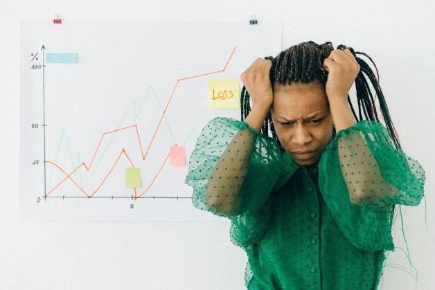 Ghid pentru a gestiona stresul financiar cauzat de situații neprevăzute