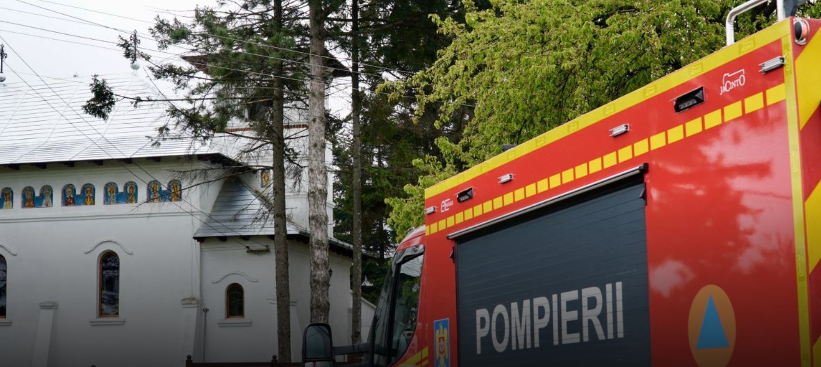 Pompierii botoșăneni la datorie de Florii: Măsuri de siguranță pentru a preveni incendiile