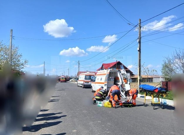 Mama moartă, iar fiica de numai 3 ani în stare gravă după ce au fost lovite de un BMW care circula cu viteză foarte mare