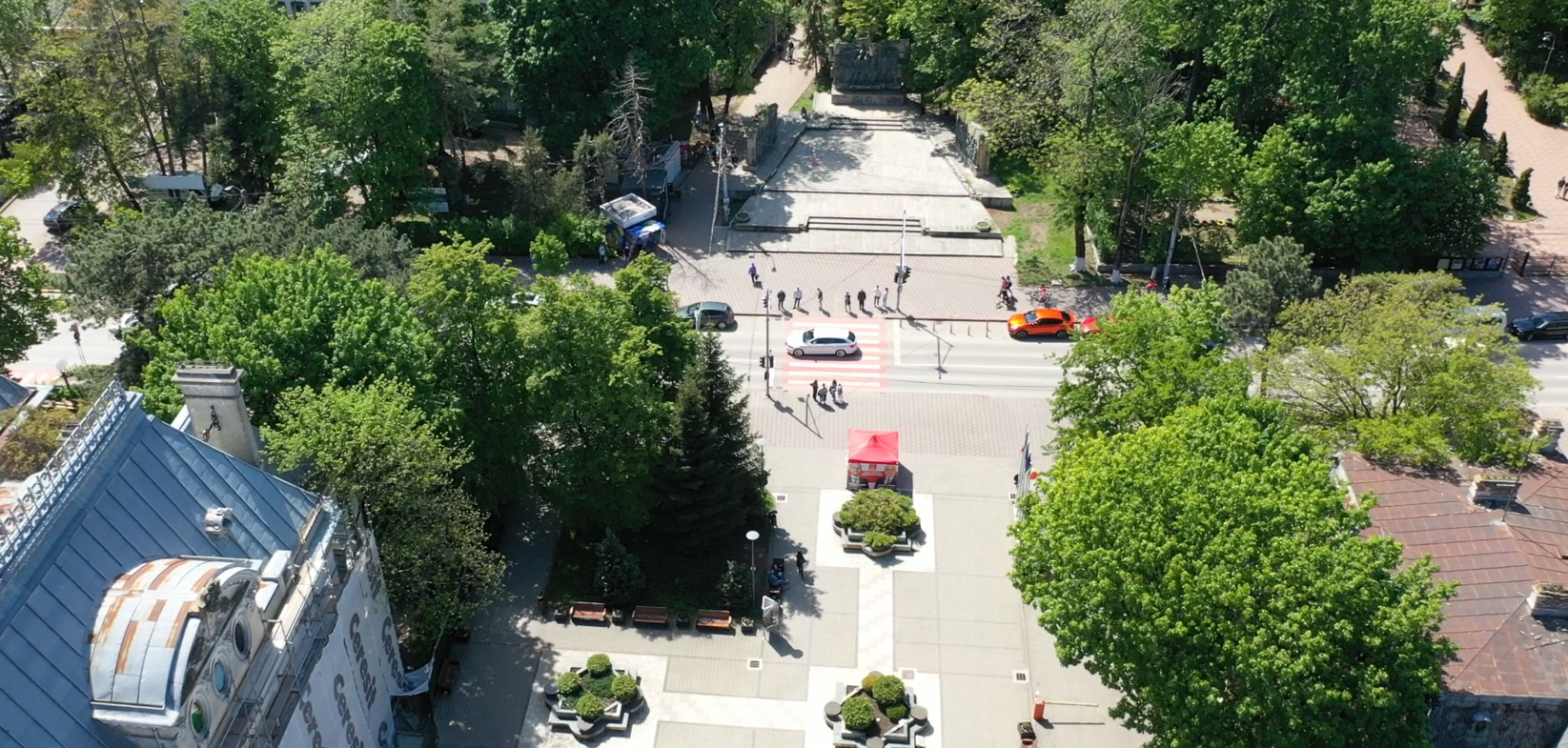 Primăria vrea să mai cumpere un teren pentru a amenaja o parcare