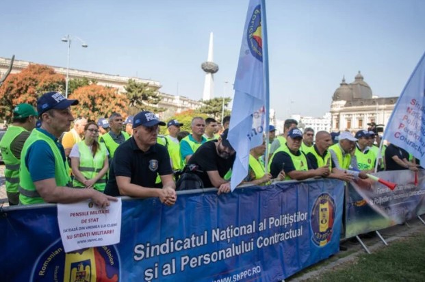 Polițiștii atinși de protestul asistenților sociali
