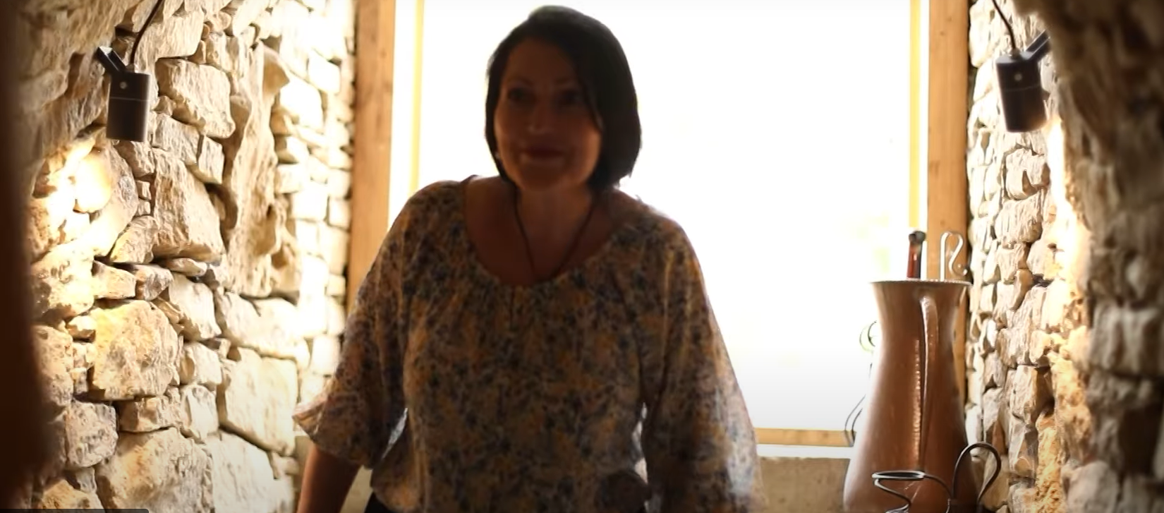 POVESTEA celor doi botoșăneni care s-au întors din Italia și au deschis singura cramă ecologică din Moldova – VIDEO 