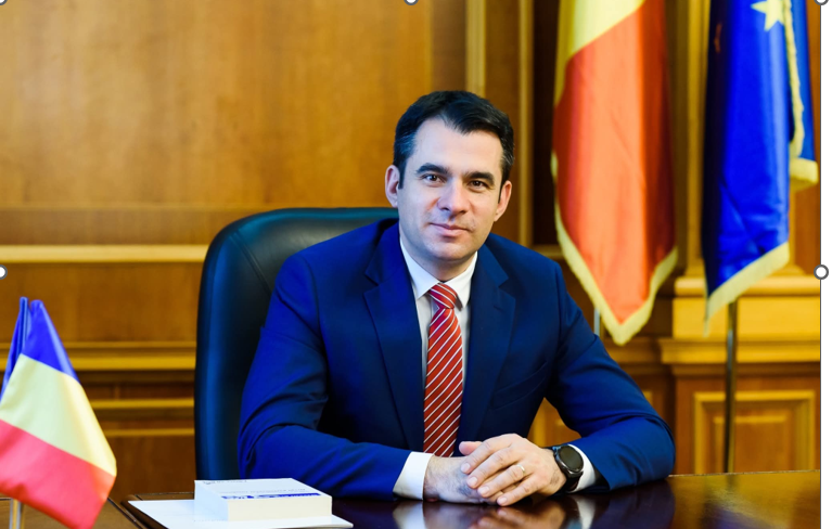 USR: Moțiunea de cenzură a partidelor extremiste este una împotriva României și a cetățenilor ei