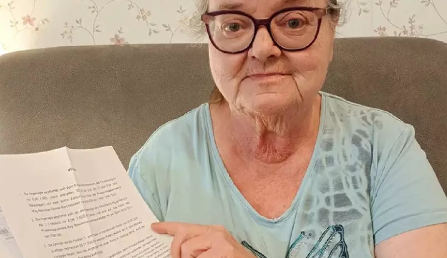 Pensionara care a primit o amendă de 6.000 de euro după ce a distribuit un articol