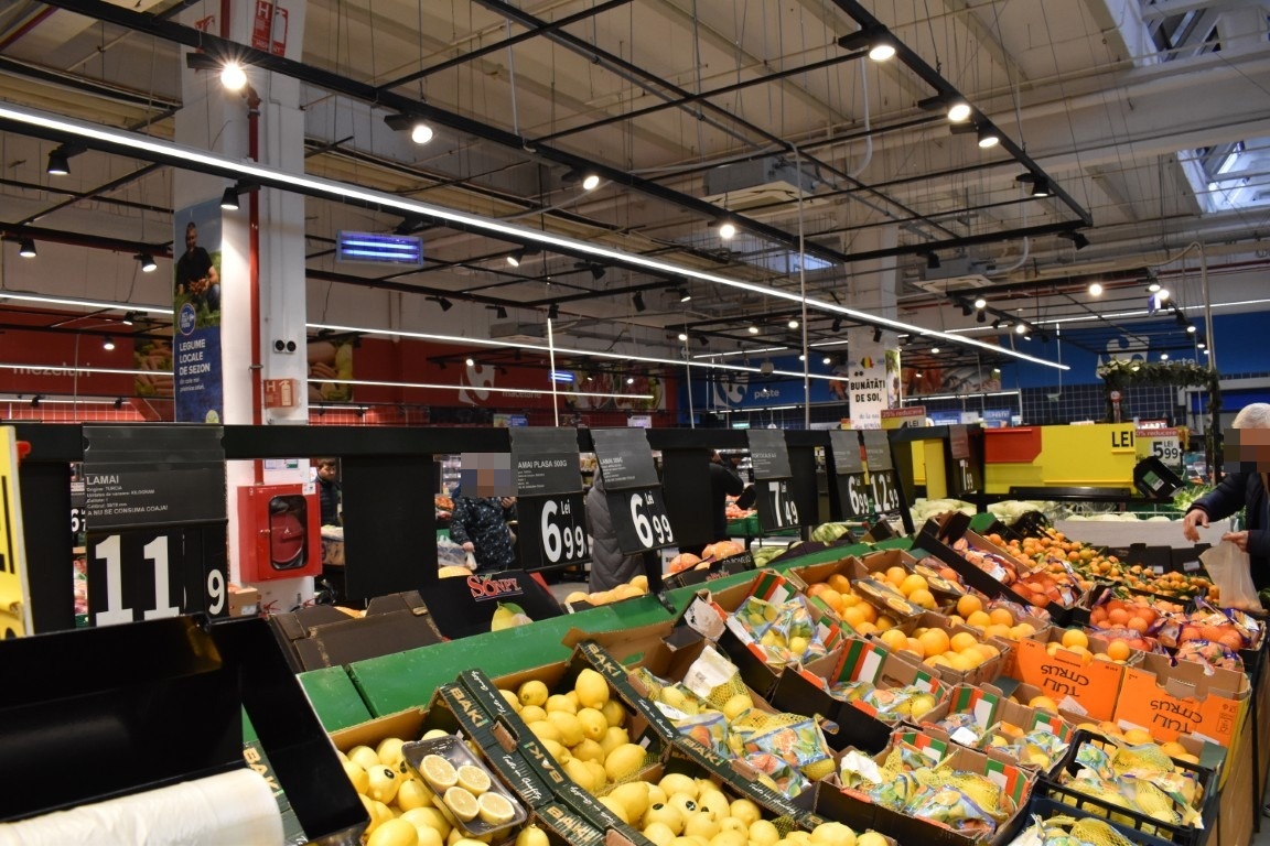 Programul Carrefour de Crăciun, magazinele închise într-o singură zi&nbsp;