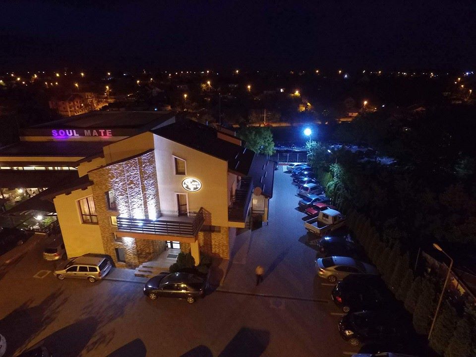 casa lux botosani