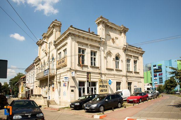 casa panu din botosani