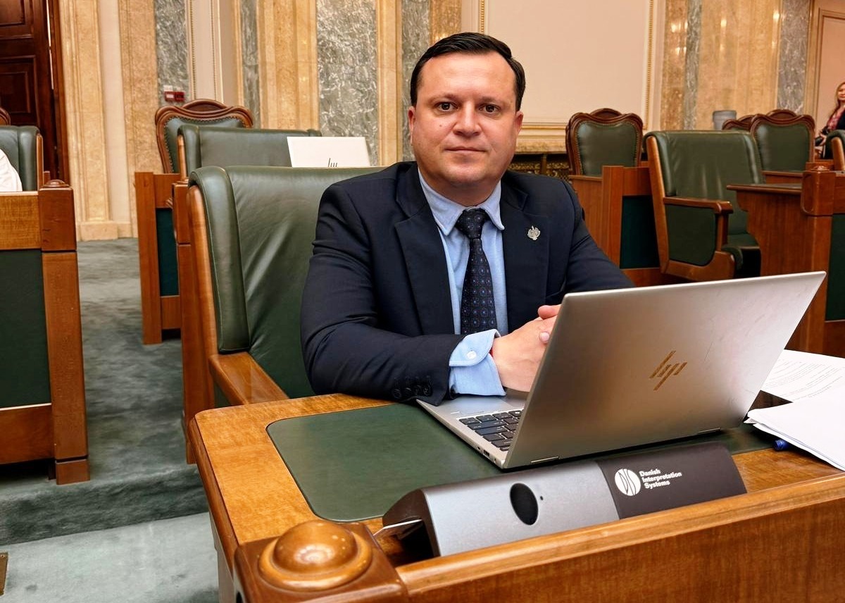 CATALIN SILEGEANU senator