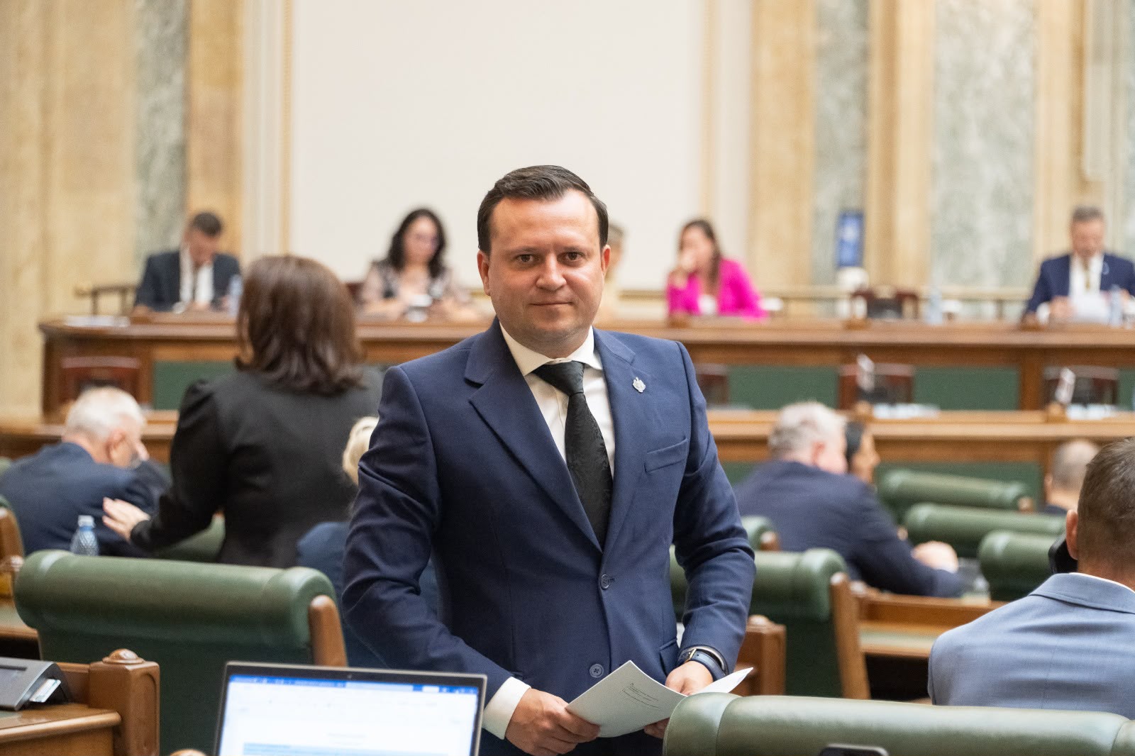 Cătălin Silegeanu.