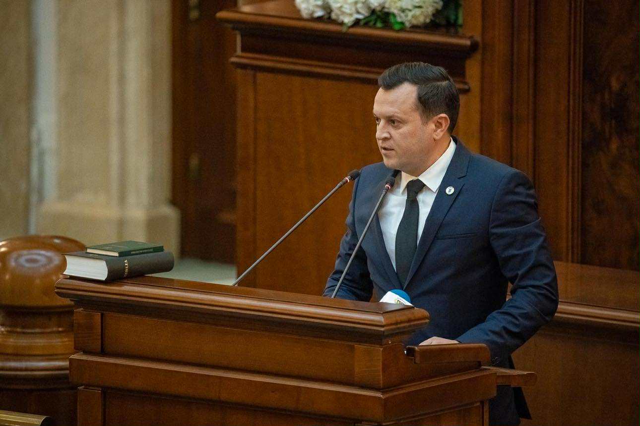 Acuzații dure în Senat. Proiectul care ar fi scutit românii vulnerabili de la plata CASS, respins de partidele coalizate - VIDEO 