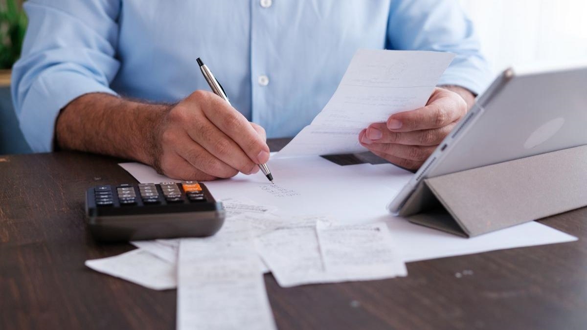 Se schimbă modul în care ANAF pune poprire pe salariu: Anunțul ministrului Finanțelor