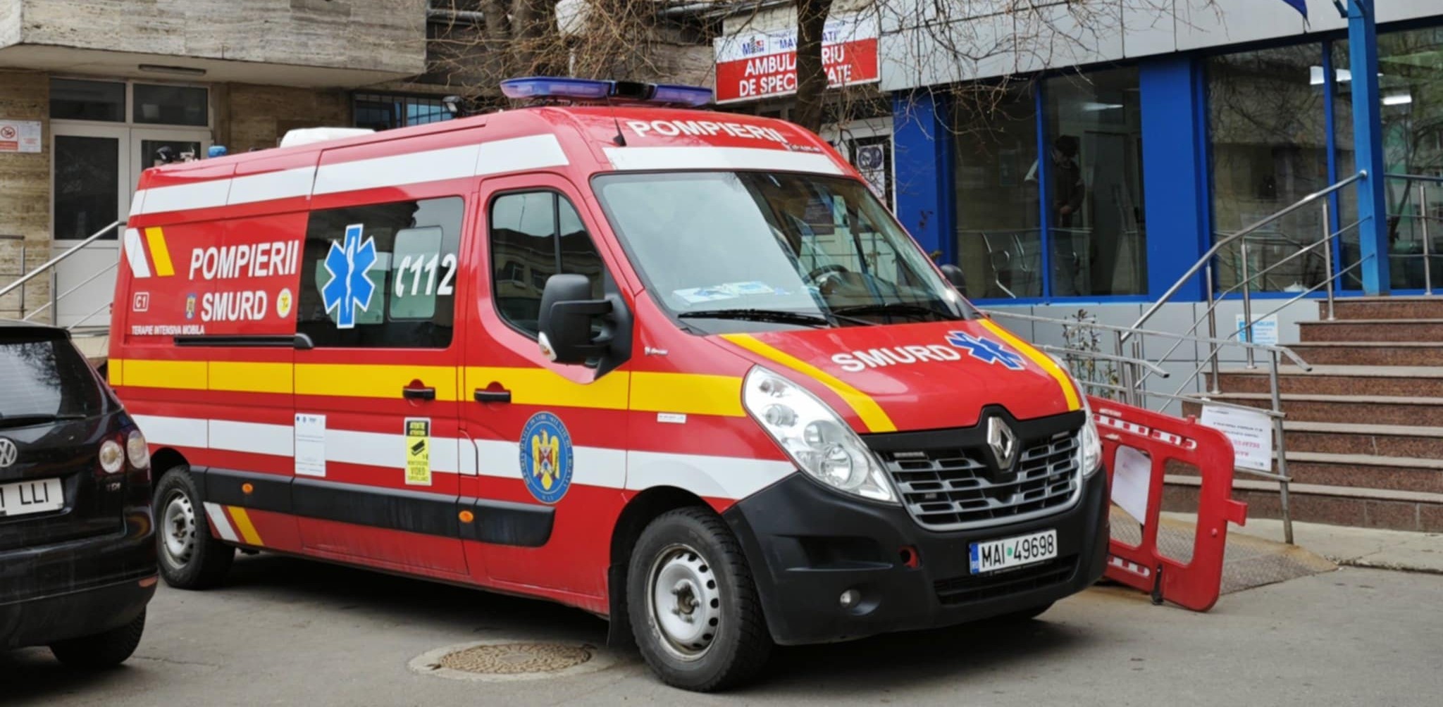 Momente dramatice la Botoșani Shopping Center: Muncitor căzut de la înălțime, dus urgent la spital