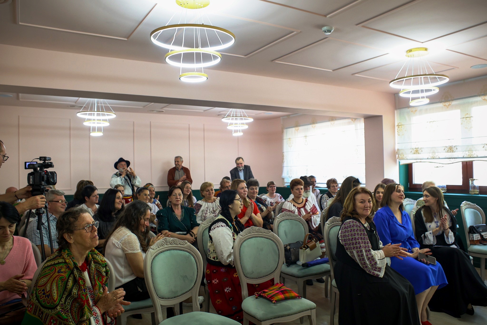 Dispar trei instituții, inclusiv cea cu angajați ”foarte prost plătiți” și vine alta nouă în loc – VIDEO 