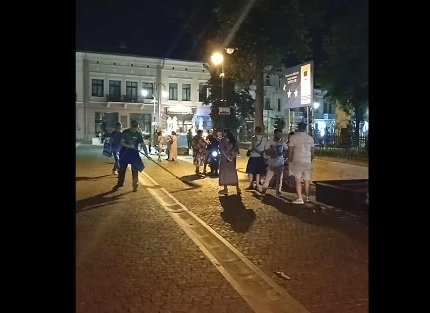 centrul vechi maturat si spalat.