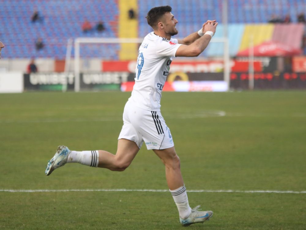 Fostul atacant al Botoșaniului, amintiri dureroase din „Țara Lalelelor”: Am lucrat într-o seră, te trezeai la 4 – 5 dimineața 