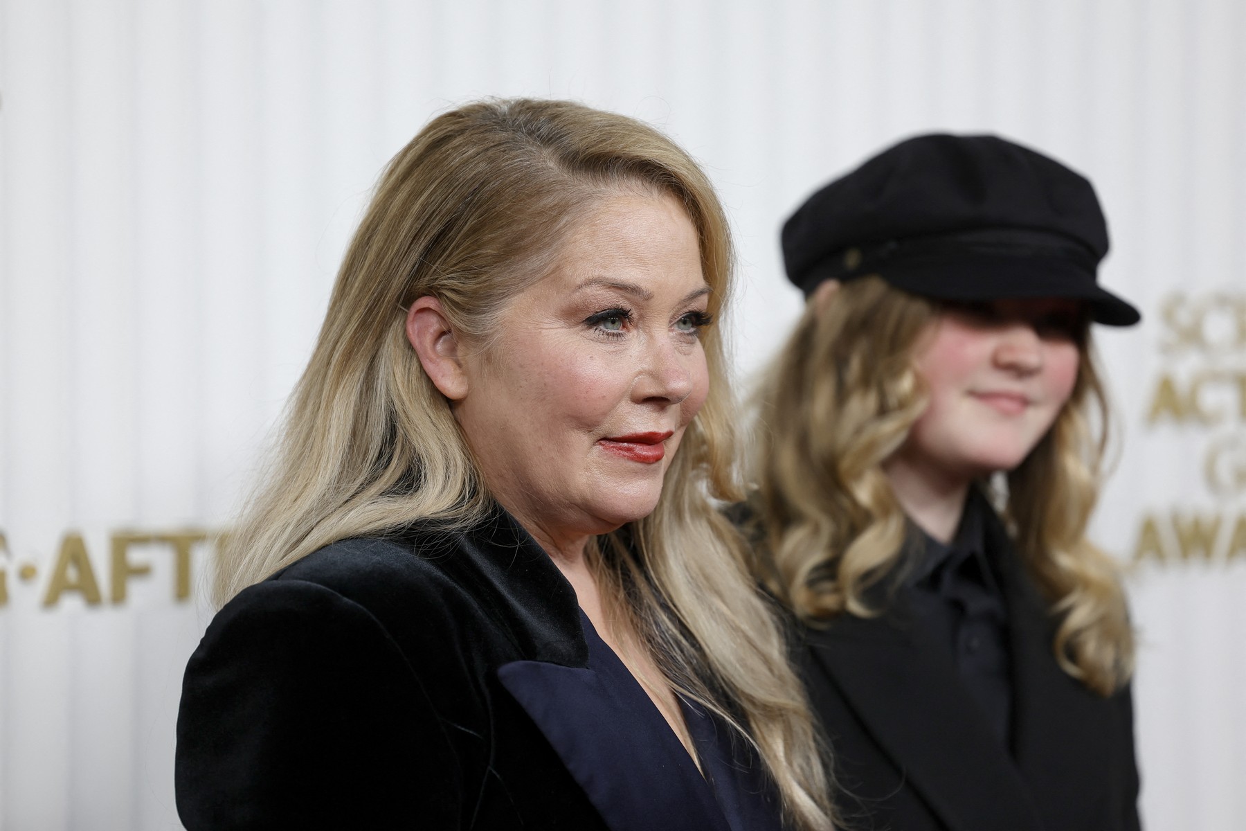 Christina Applegate, imobilizată la pat din cauza sclerozei multiple: „Îmi petrec o mare parte din zile în pat”