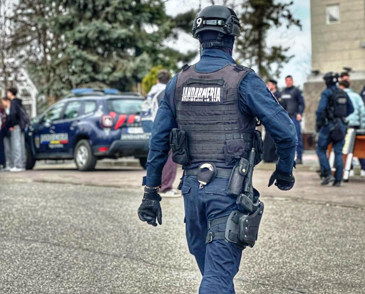 colet suspect jandarmerie botosani