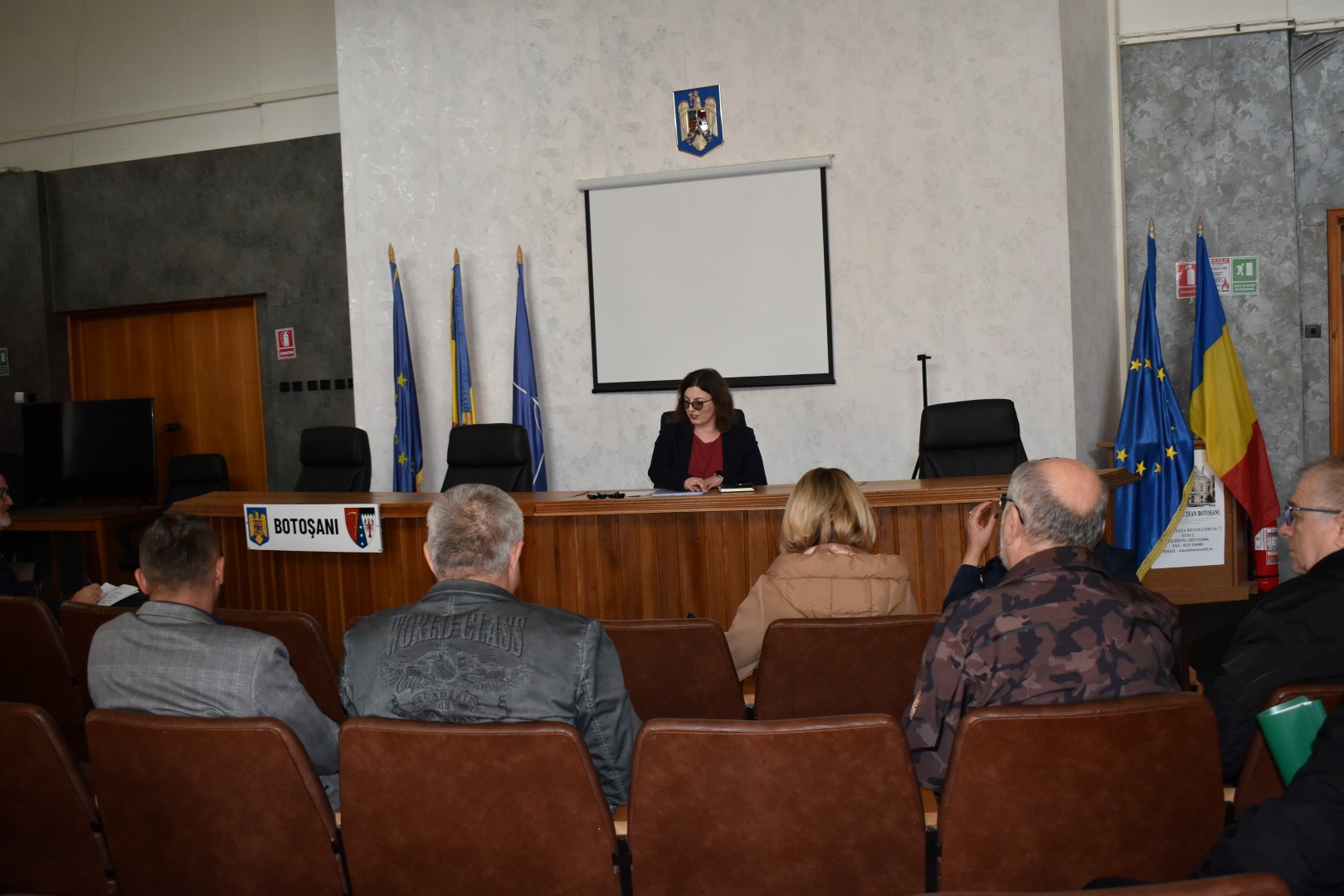 Prefect nou, nemulțumiri vechi: Raluca Curelariu, la prima întâlnire cu sindicaliștii - Ușa este deschisă întotdeauna – VIDEO