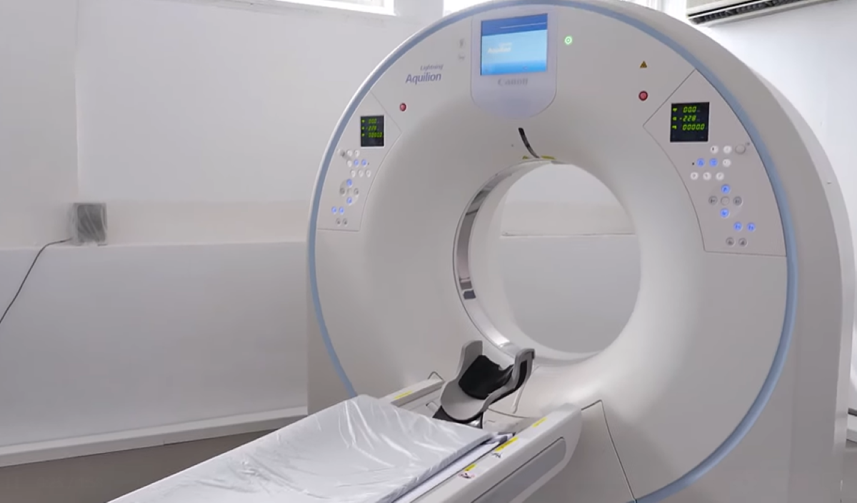 Un spital de la Botoșani pune la bătaie peste 3 milioane de lei pentru un computer tomograf