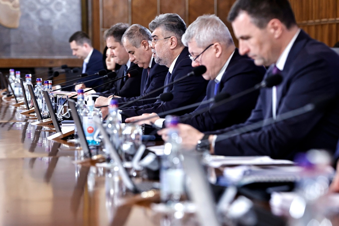 Peste 12.000 de elevi botoșăneni vor beneficia de Programul „Masă Sănătoasă”