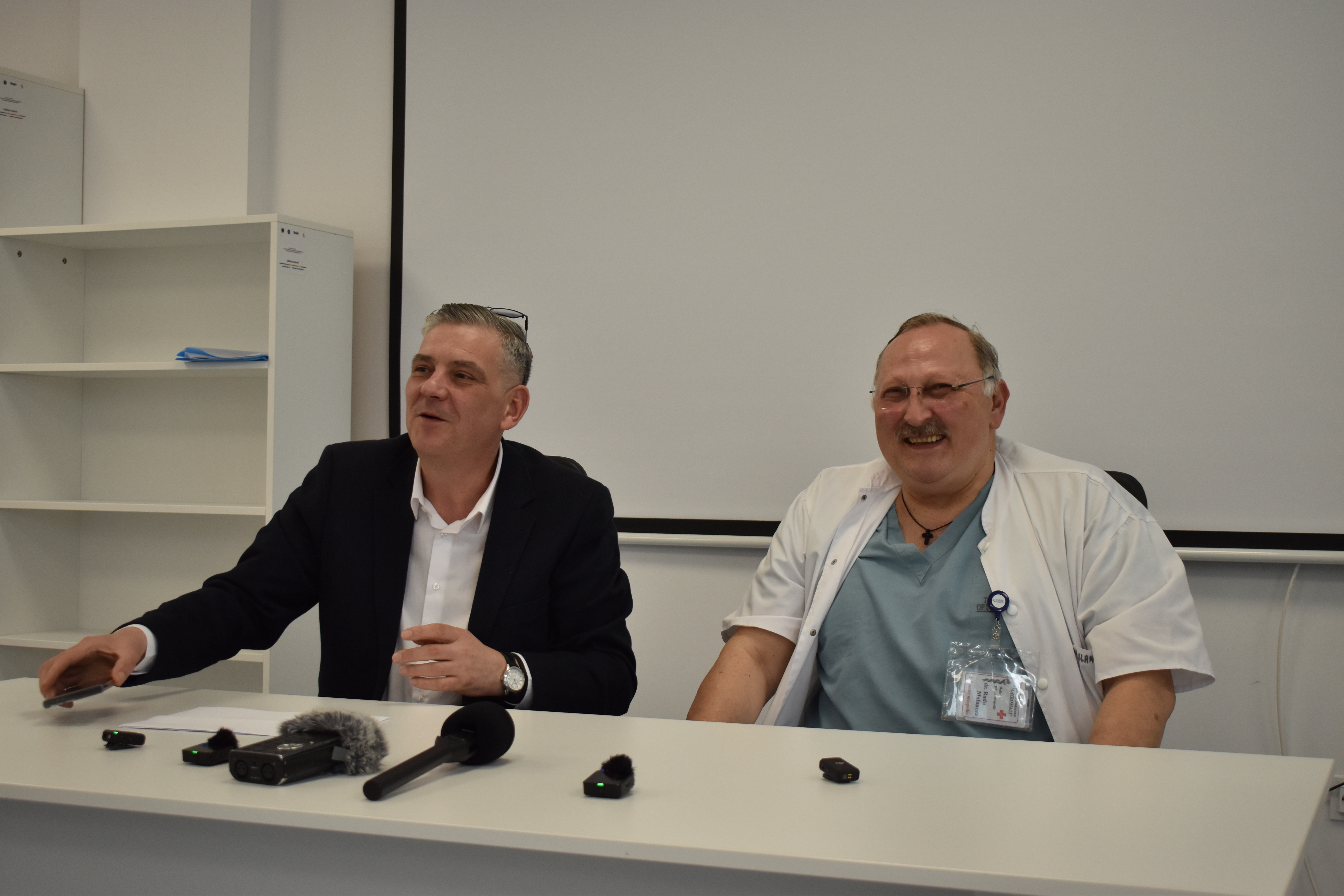 Criza medicilor din secțiile exterioare ale Spitalului Județean: Nu e ofertă faptul că le dau locuințe, asta ar trebui să devină o rutină  - VIDEO