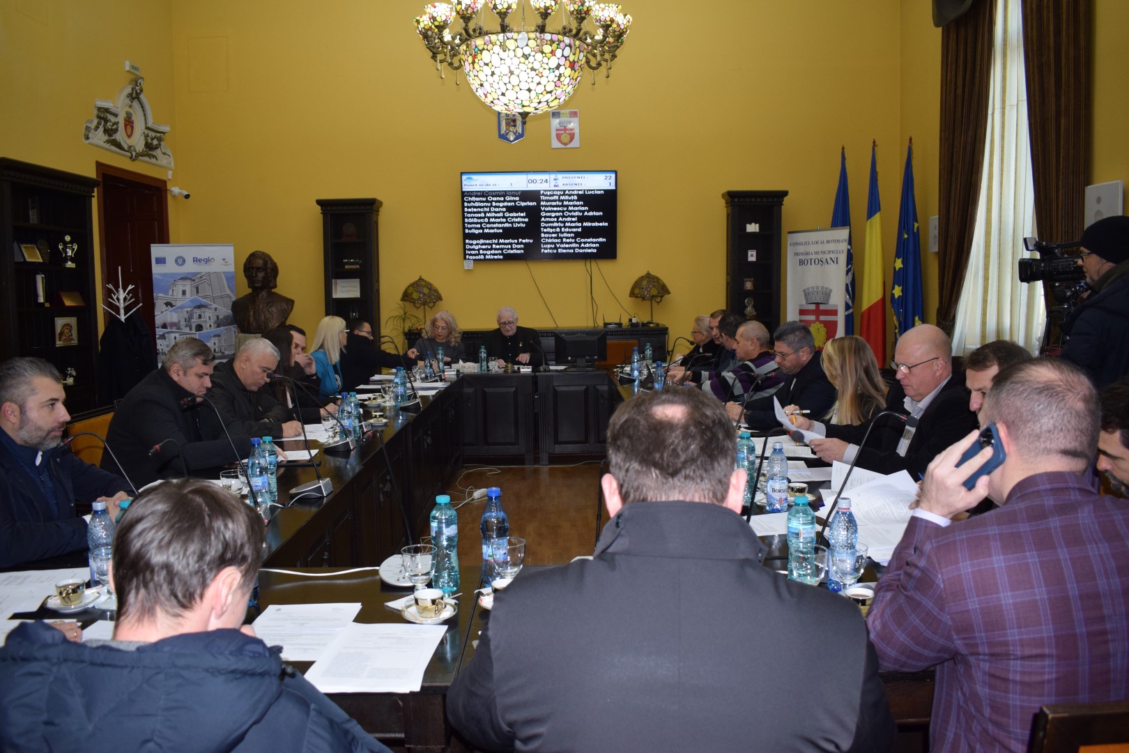 Liberalii nemulțumiți în plen, au cerut RETRAGEREA unor proiecte: Conține un număr de 187 de file / Este normal să aveți entuziasm – VIDEO 