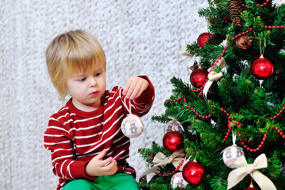 Cum să îi implici pe cei mici în pregătirile pentru sărbătoarea Crăciunului