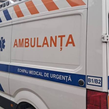 copil preluat de ambulanța