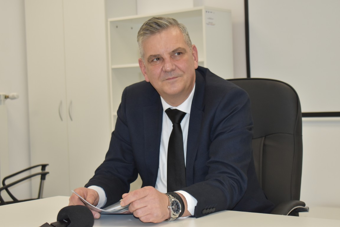 Minune administrativă: După concursuri „fără număr”, două secții ale Spitalului Județean au în sfârșit candidați – VIDEO 