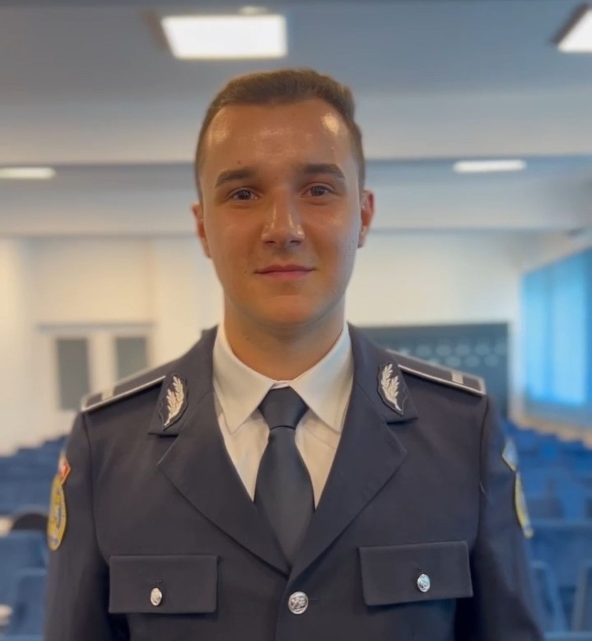El este Cosmin, tânărul polițist de la Botoșani cu cea mai mare medie 