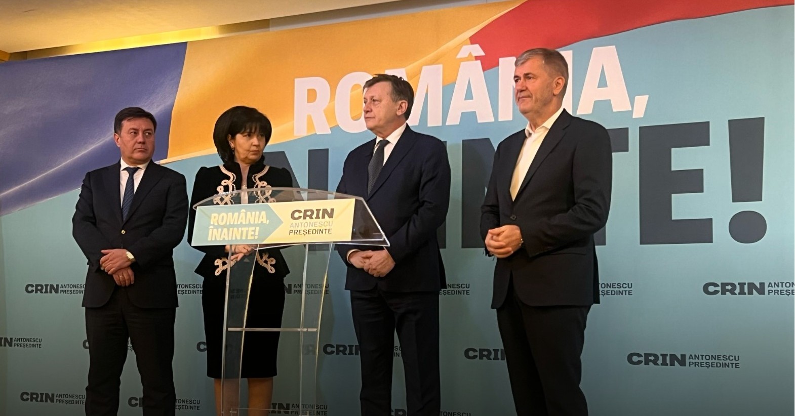 Crin Antonescu, după înfrângere: Îmi pare rău! Plec din această încercare cu fruntea sus