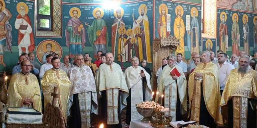 Singura biserică din municipiu cu hramul „Înălțarea Sfintei Cruci”, va fi în sărbătoare