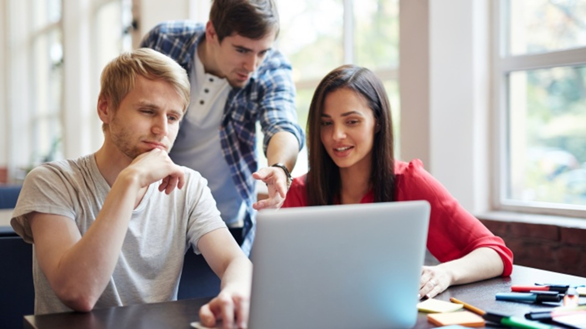 Cum faci bani în studenție?