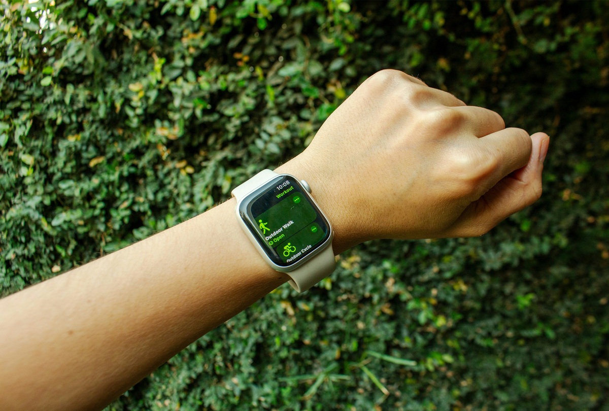 Cum sa alegi un smartwatch cu senzori de sanatate avansati ecran Ion X si sunet clar pentru apeluri
