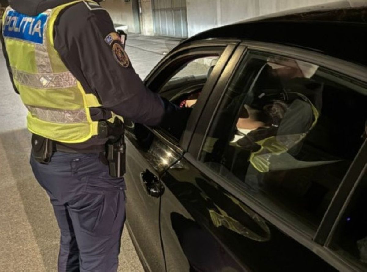 cursa ilegala terminata in arestul  politiei