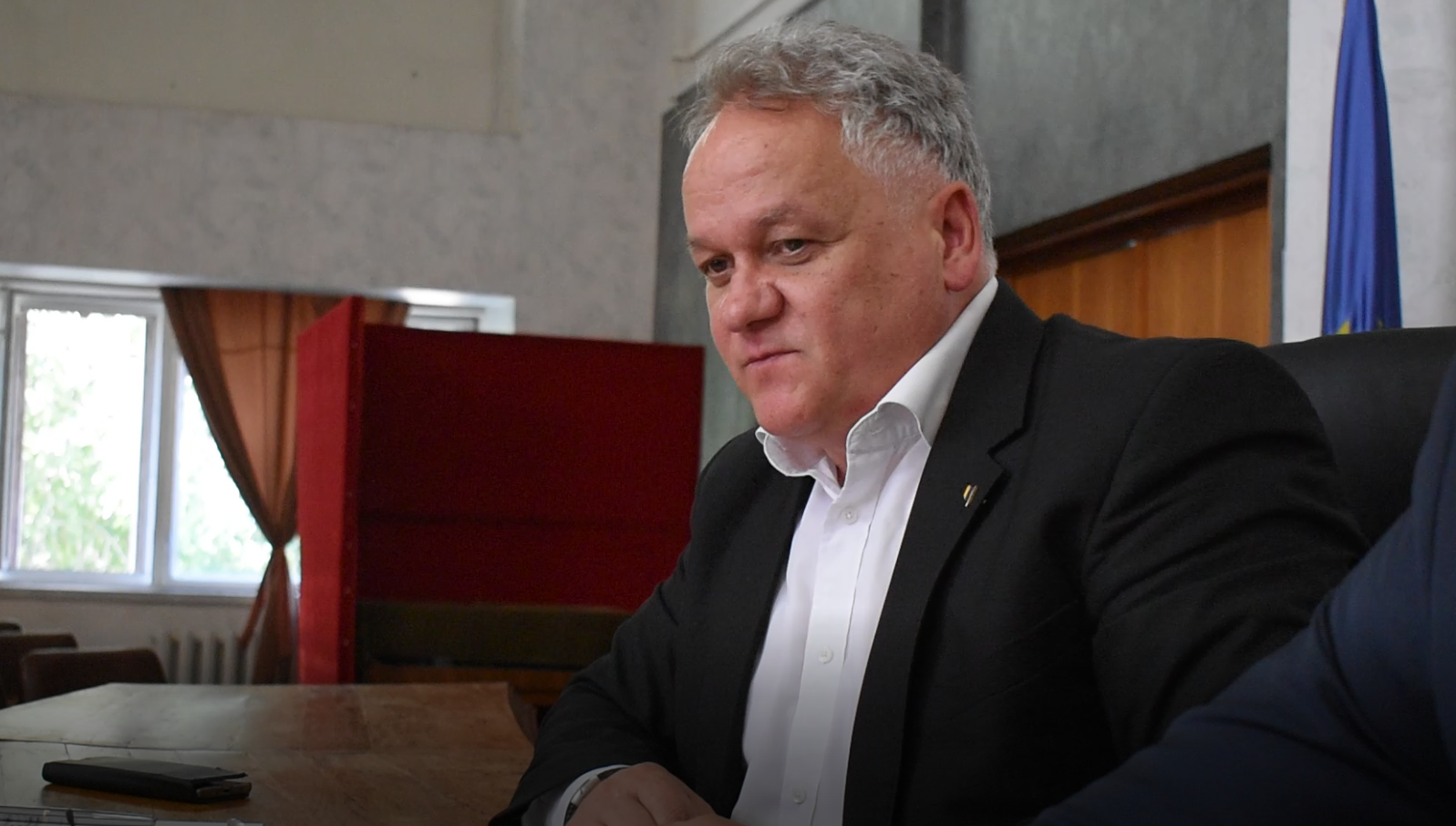 Prefectul Dan Nechifor a dezvăluit care sunt primii funcționari care pleacă acasă – VIDEO 