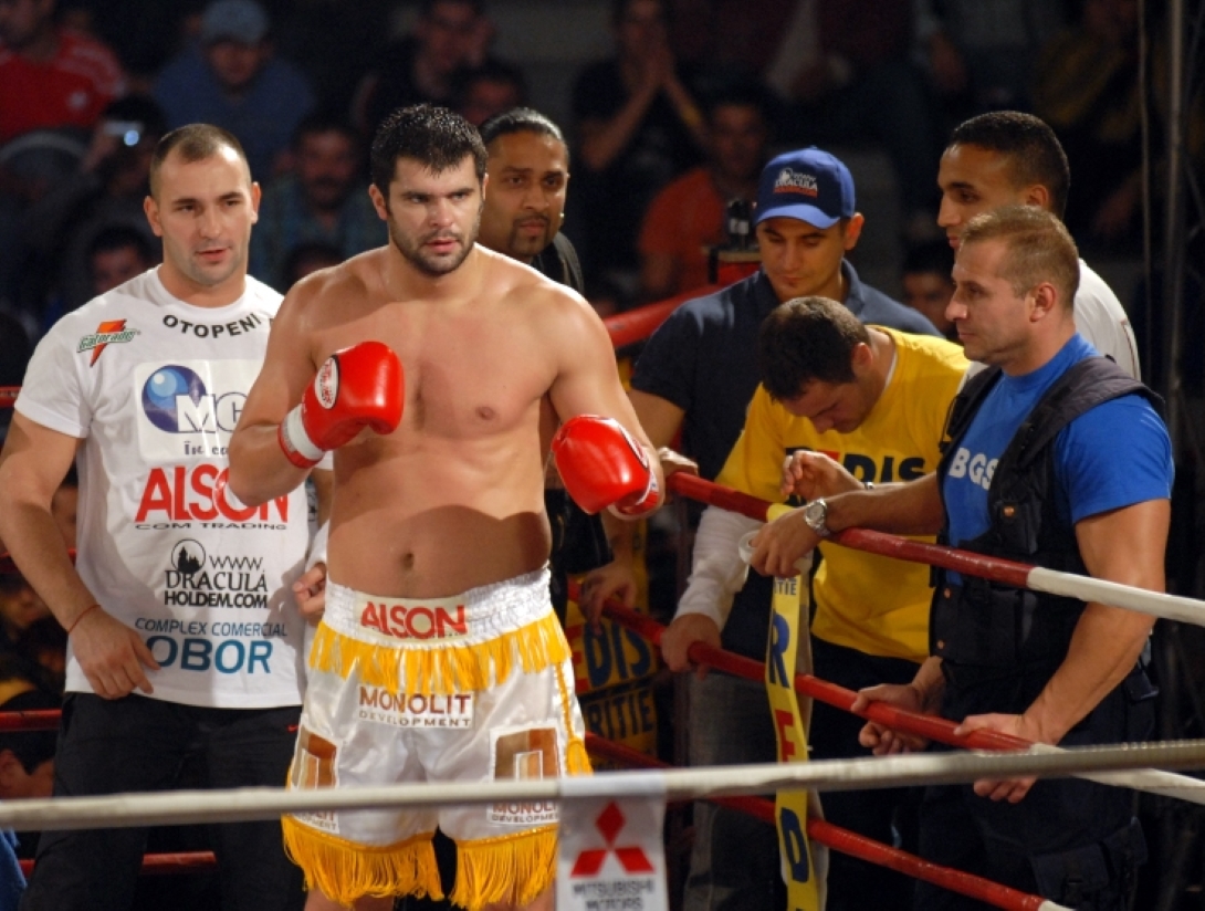 Elisabeta Lipă amenințată de un celebru luptător, chiar din PSD: Voi cere daune morale, peste 350.000 euro